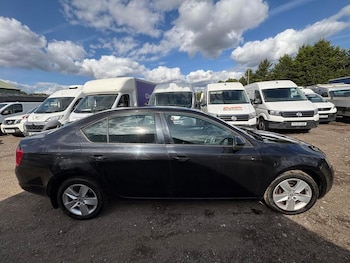 Used Skoda Octavia 2014 for sale - 76204651: Photo