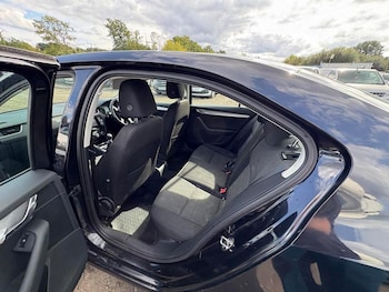 Used Skoda Octavia 2014 for sale - 76204651: Photo