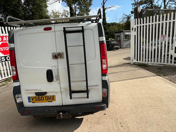 Used Vauxhall Vivaro 2011 for sale - 76100195: Photo 12