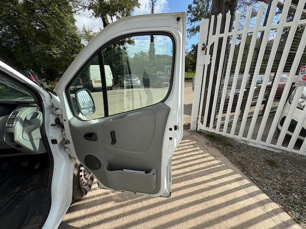 Used Vauxhall Vivaro 2011 for sale - 76100195: Photo 15