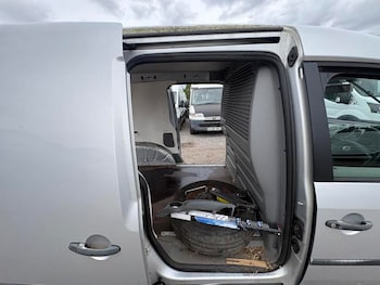Used Volkswagen Caddy 2008 for sale - 79287089: Photo