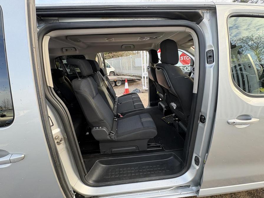 Used Peugeot Traveller 2016 for sale - 77615002: Photo 11