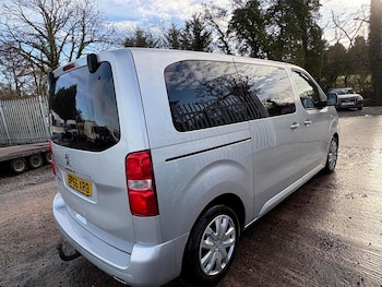 Used Peugeot Traveller 2016 for sale - 77615002: Photo