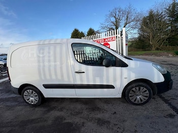 Used Citroen Berlingo 2016 for sale - 77739375: Photo