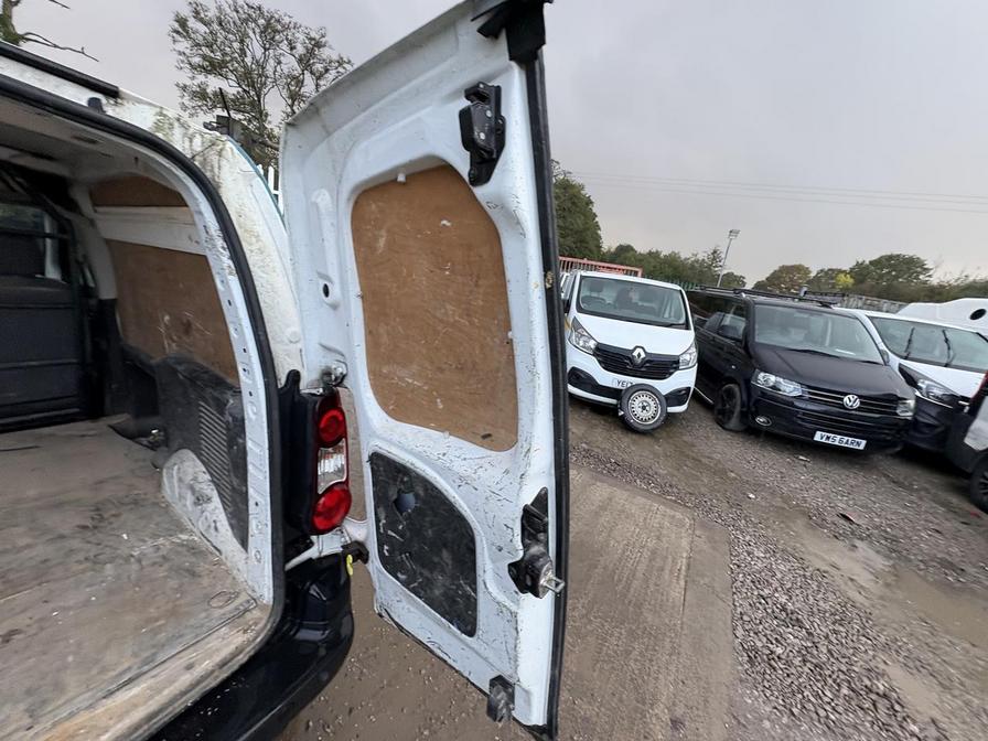 Used Citroen Berlingo 2013 for sale - 76373223: Photo 8