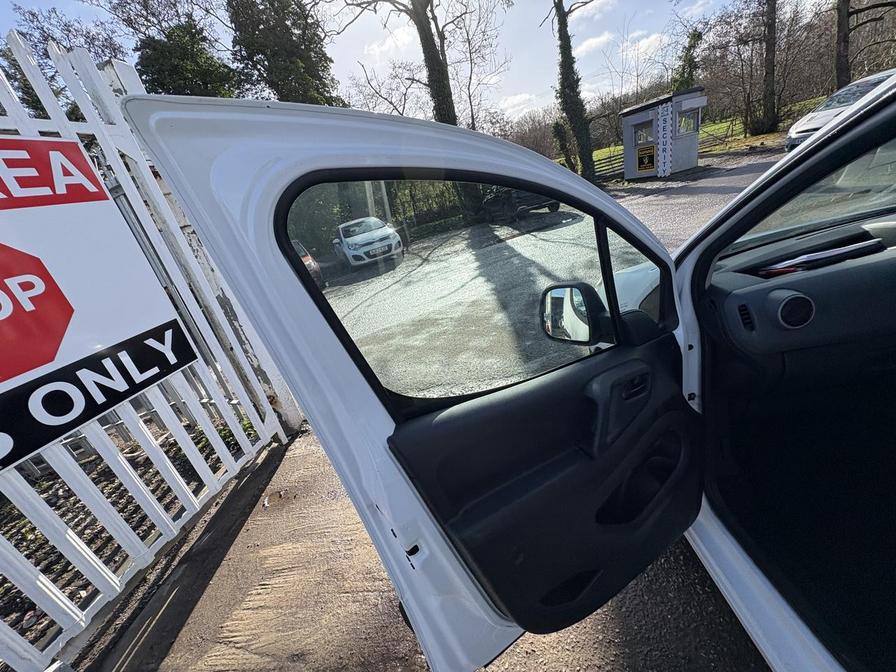 Used Citroen Berlingo 2015 for sale - 77856131: Photo 12