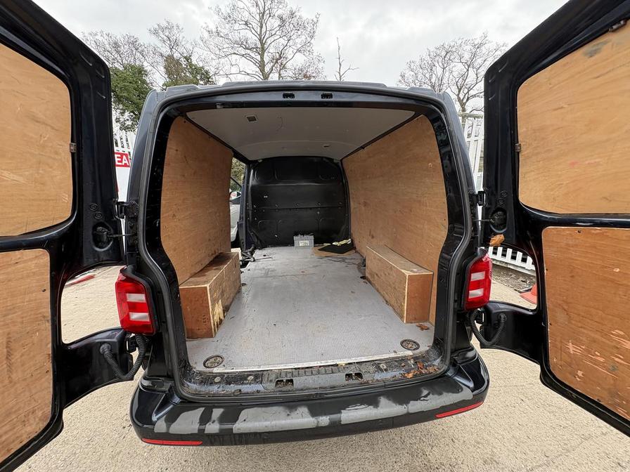 Used Volkswagen Transporter 2015 for sale - 78009814: Photo 16