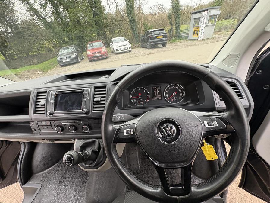 Used Volkswagen Transporter 2015 for sale - 78009814: Photo 18