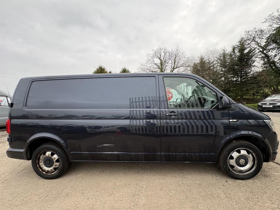 Used Volkswagen Transporter 2015 for sale - 78009814: Photo 2