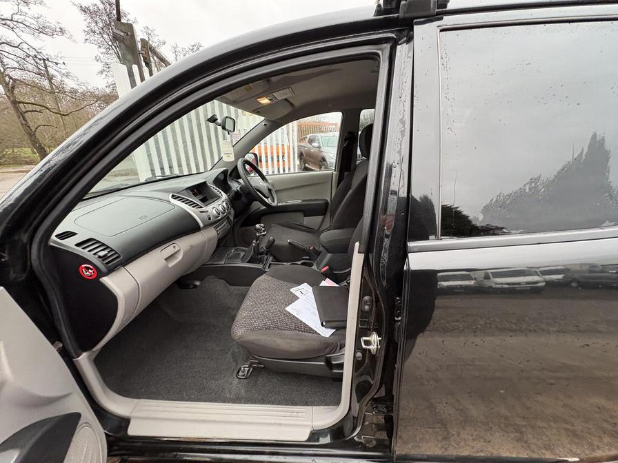 Used Mitsubishi L200 2013 for sale - 77022022: Photo 9