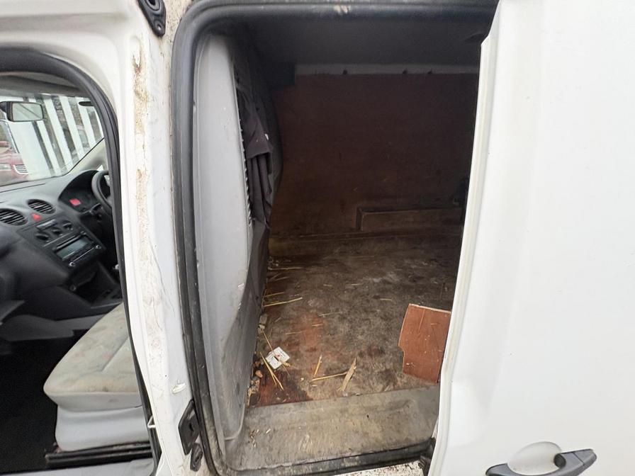 Used Volkswagen Caddy 2010 for sale - 77856158: Photo 14