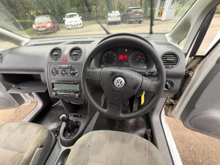 Used Volkswagen Caddy 2010 for sale - 77856158: Photo 3