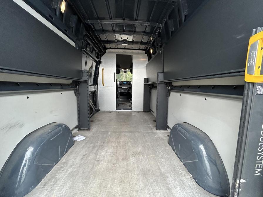 Used Mercedes-Benz Sprinter 2018 for sale - 76022133: Photo 11