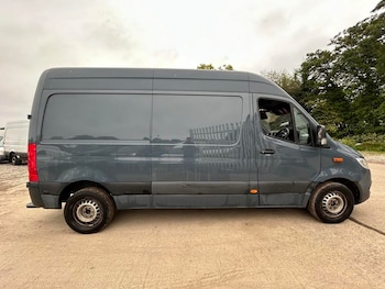Used Mercedes-Benz Sprinter 2018 for sale - 76022133: Photo