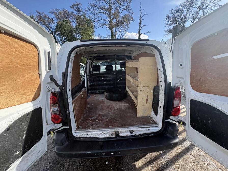 Used Peugeot Partner 2017 for sale - 77739374: Photo 16