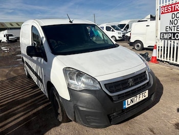 Used Peugeot Partner 2017 for sale - 77739374: Photo