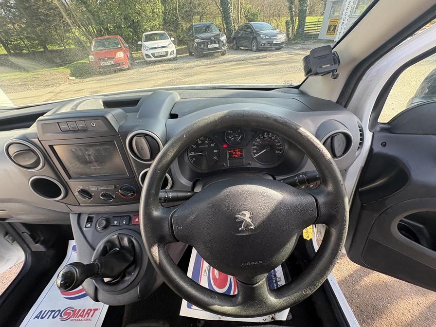 Used Peugeot Partner 2017 for sale - 77739374: Photo 21