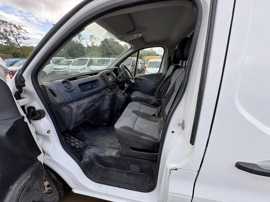 Used Vauxhall Vivaro 2018 for sale - 76184203: Photo 11