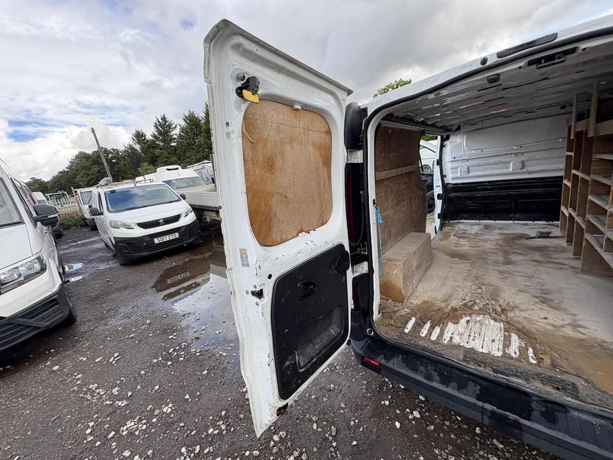 Used Vauxhall Vivaro 2018 for sale - 76184203: Photo 14