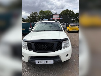 Used Nissan Navara 2013 for sale - 79466542: Photo
