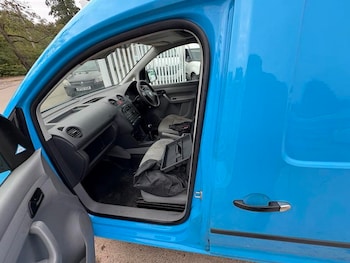 Used Volkswagen Caddy Maxi 2010 for sale - 76100191: Photo 2