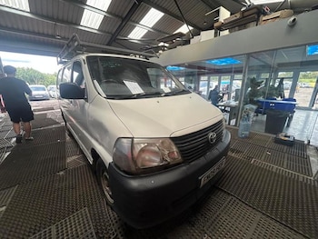 Used Toyota HiAce 2009 for sale - 75917236: Photo