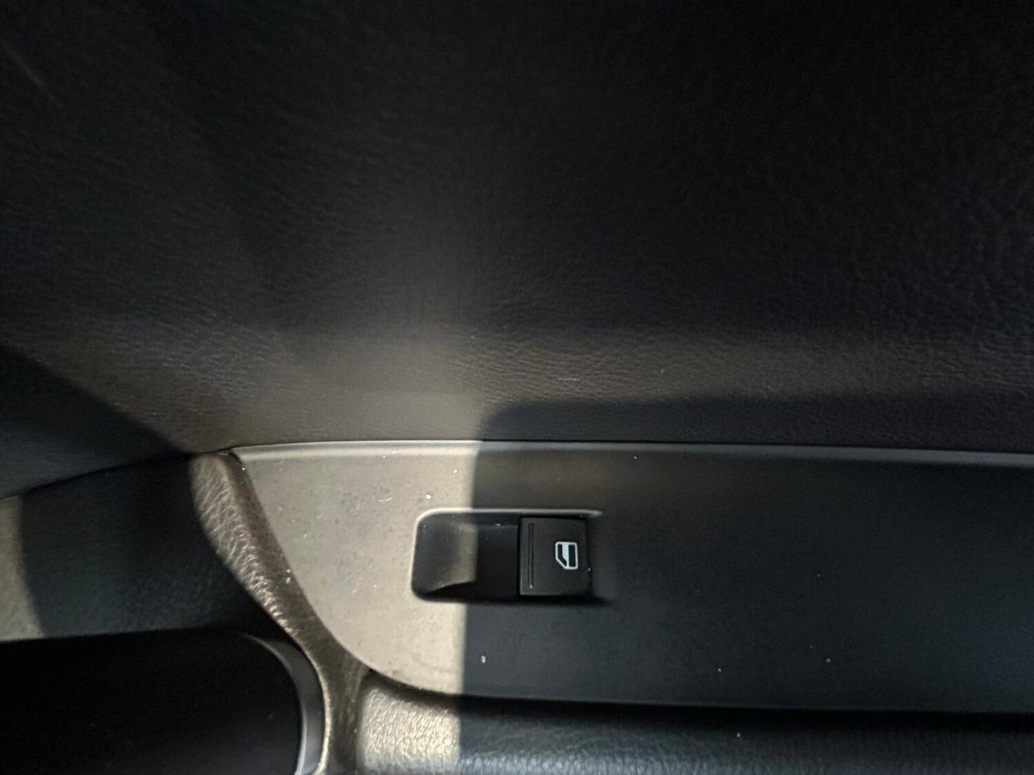 Used Volkswagen Touareg 2015 for sale - 73873307: Photo 23