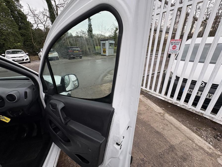 Used Peugeot Partner 2016 for sale - 77316267: Photo 12