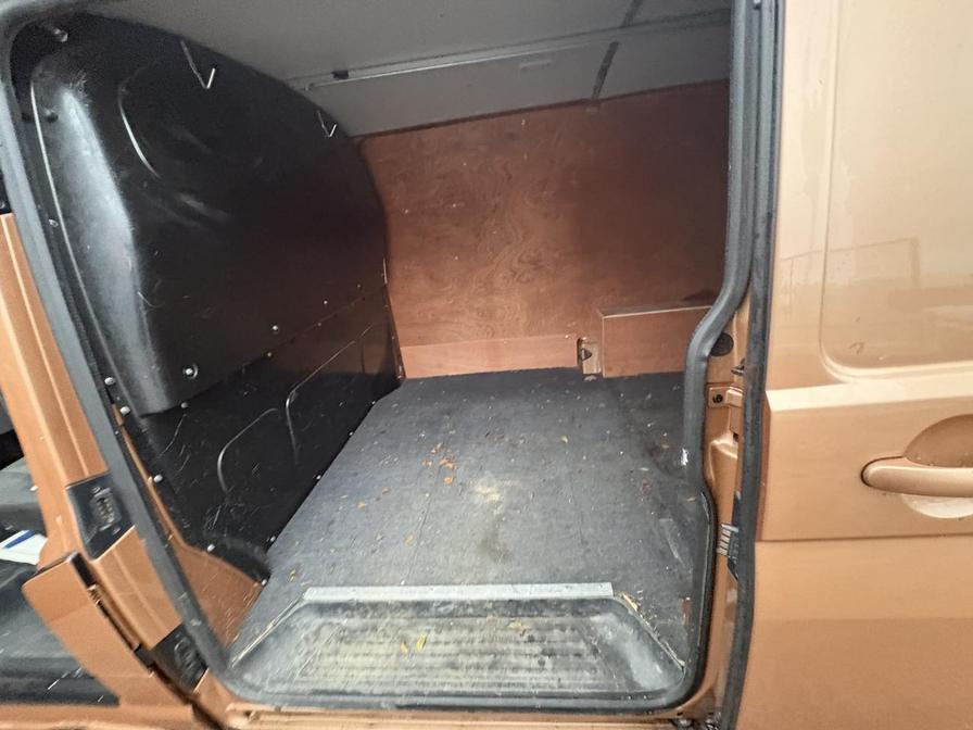 Used Volkswagen Transporter 2021 for sale - 77293902: Photo 15