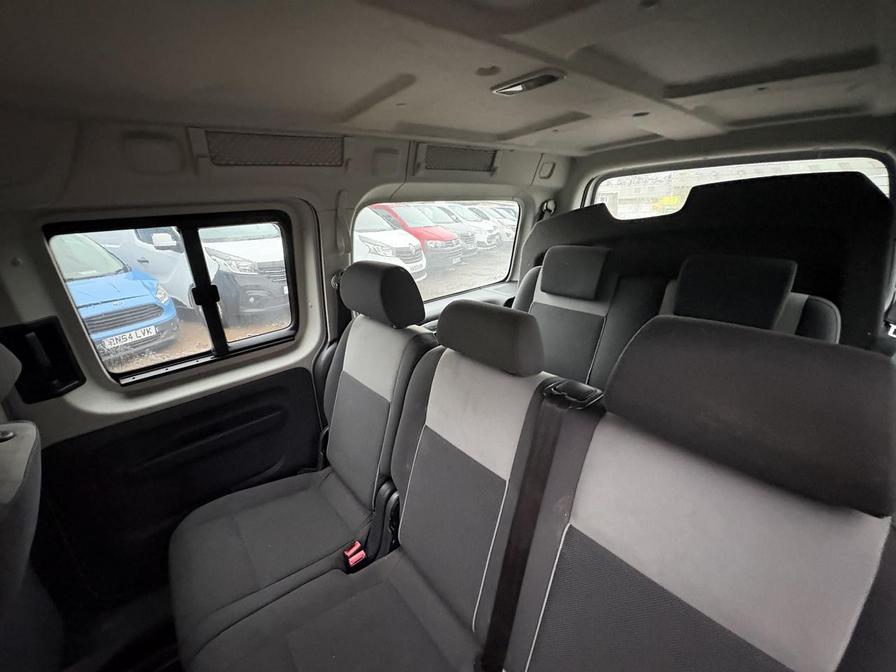 Used Volkswagen Caddy Maxi Life 2011 for sale - 77500047: Photo 9