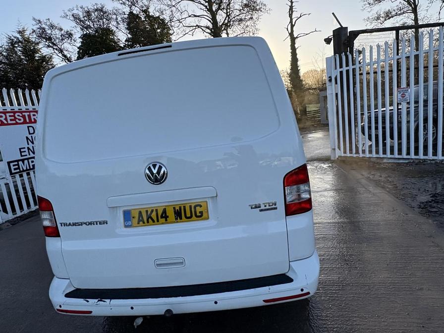 Used Volkswagen Transporter 2014 for sale - 76804479: Photo 2