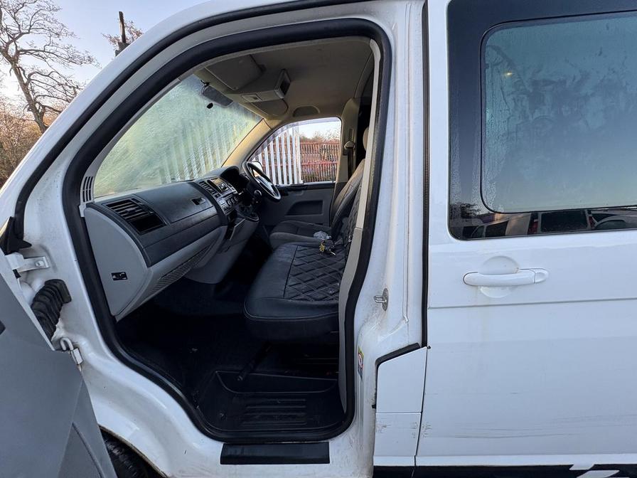 Used Volkswagen Transporter 2014 for sale - 76804479: Photo 4