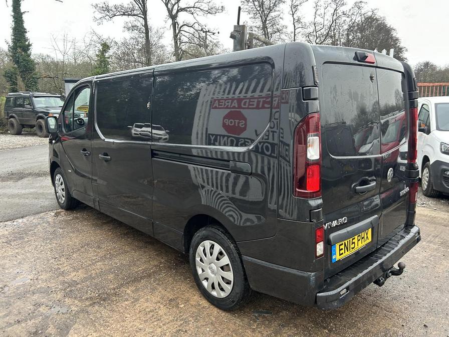 Used Vauxhall Vivaro 2015 for sale - 77058083: Photo 5
