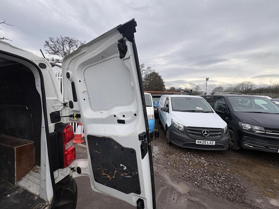 Used Vauxhall Vivaro 2020 for sale - 77638345: Photo 12