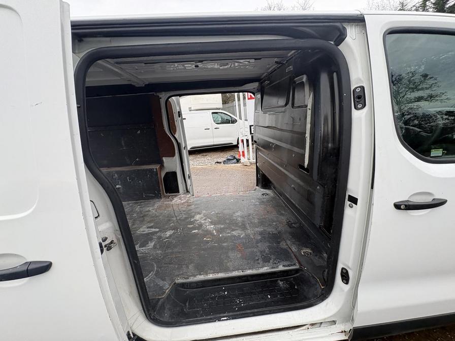 Used Vauxhall Vivaro 2020 for sale - 77638345: Photo 14