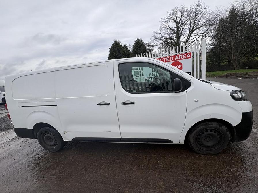 Used Vauxhall Vivaro 2020 for sale - 77638345: Photo 2