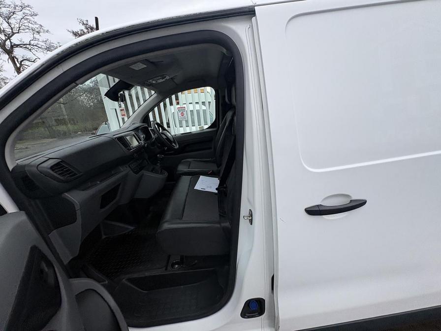 Used Vauxhall Vivaro 2020 for sale - 77638345: Photo 8