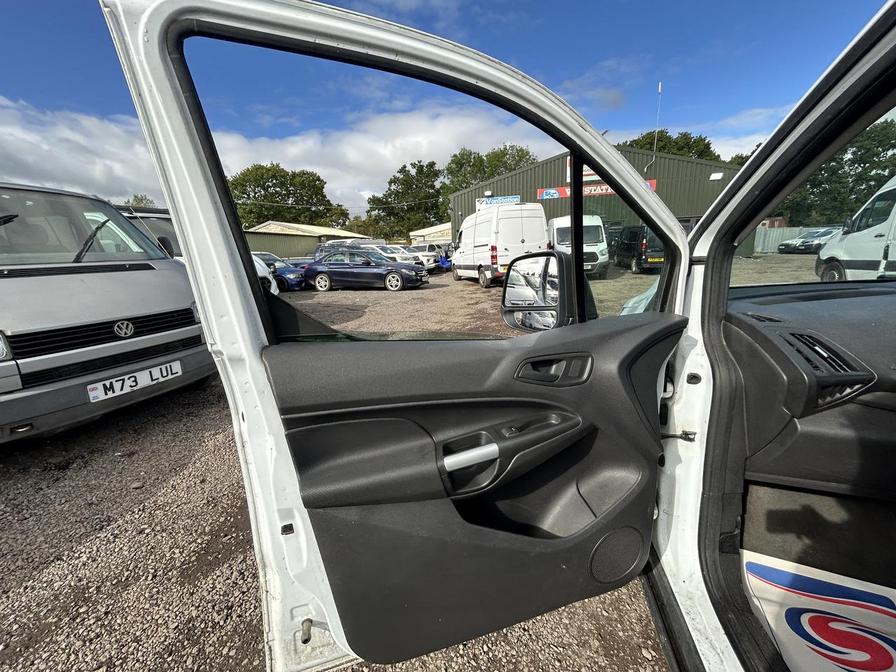 Used Ford Transit Connect 2014 for sale - 75980380: Photo 15