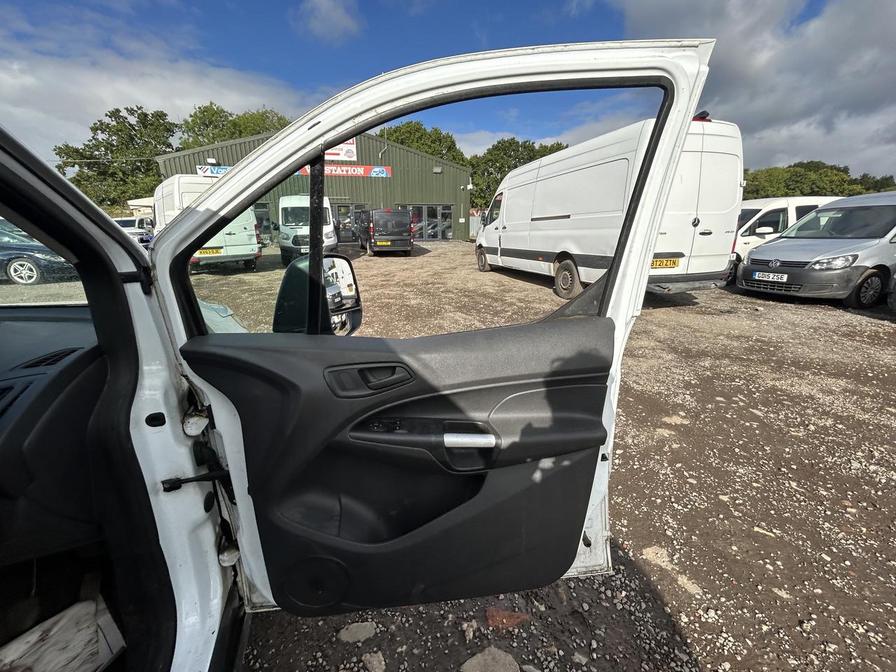 Used Ford Transit Connect 2014 for sale - 75980380: Photo 8