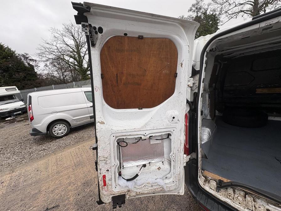 Used Ford Transit Custom 2015 for sale - 77485445: Photo 19