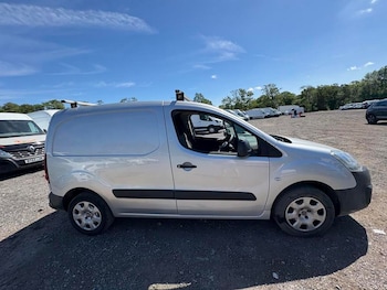 Used Peugeot Partner 2017 for sale - 78690019: Photo