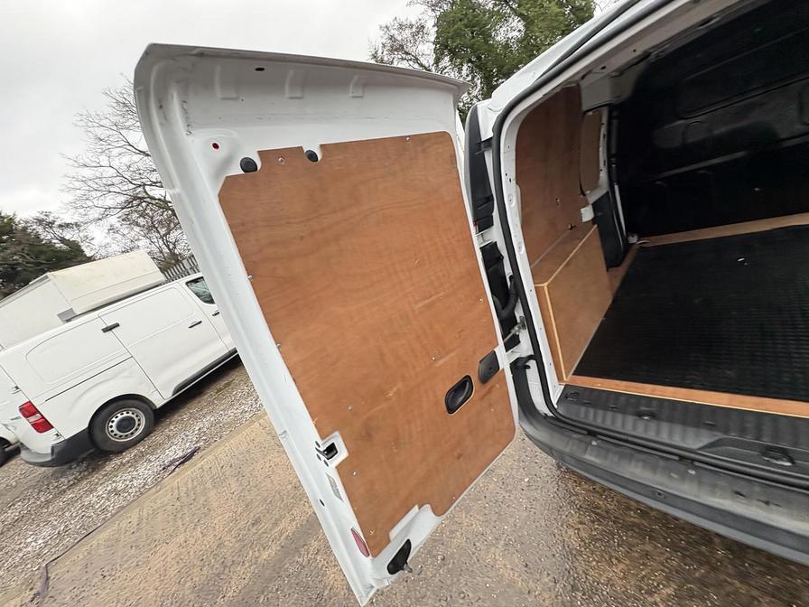 Used Renault Kangoo 2017 for sale - 77648670: Photo 17