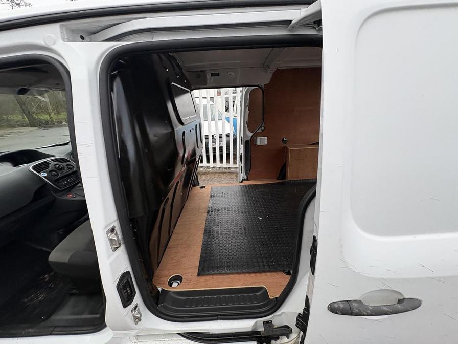 Used Renault Kangoo 2017 for sale - 77648670: Photo 18