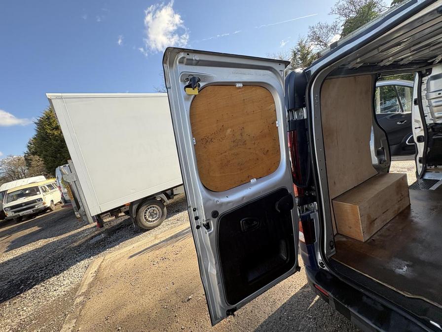 Used Vauxhall Vivaro 2019 for sale - 78051648: Photo 11