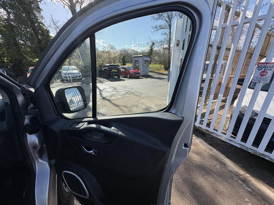 Used Vauxhall Vivaro 2019 for sale - 78051648: Photo 14