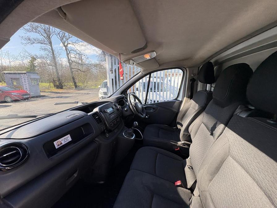 Used Vauxhall Vivaro 2019 for sale - 78051648: Photo 18