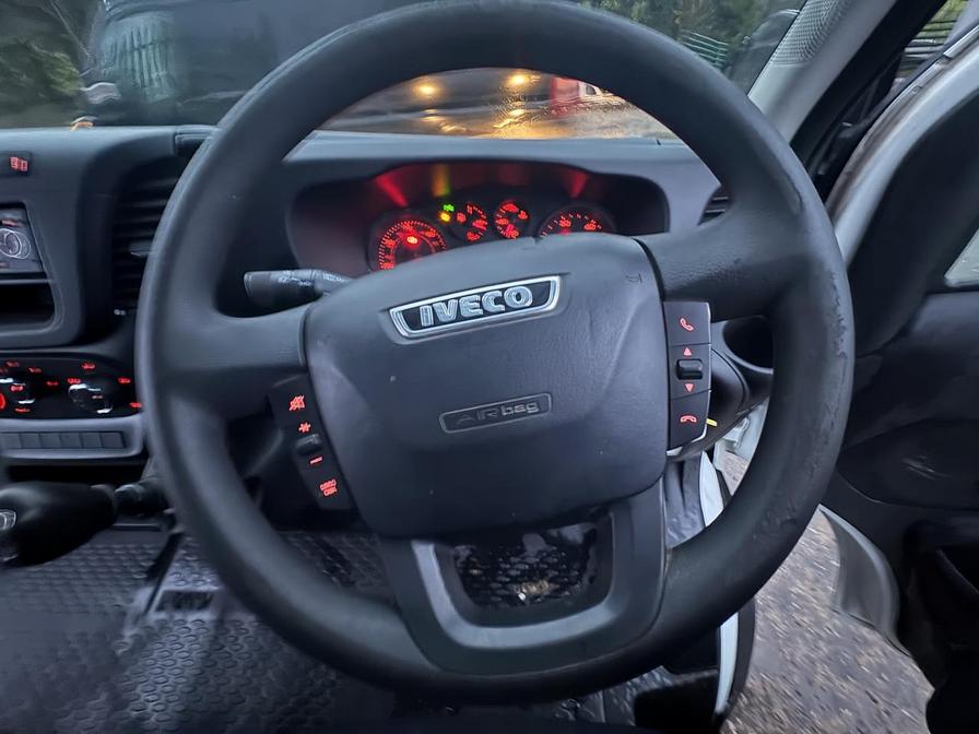 Used Iveco Daily 2016 for sale - 76967239: Photo 2