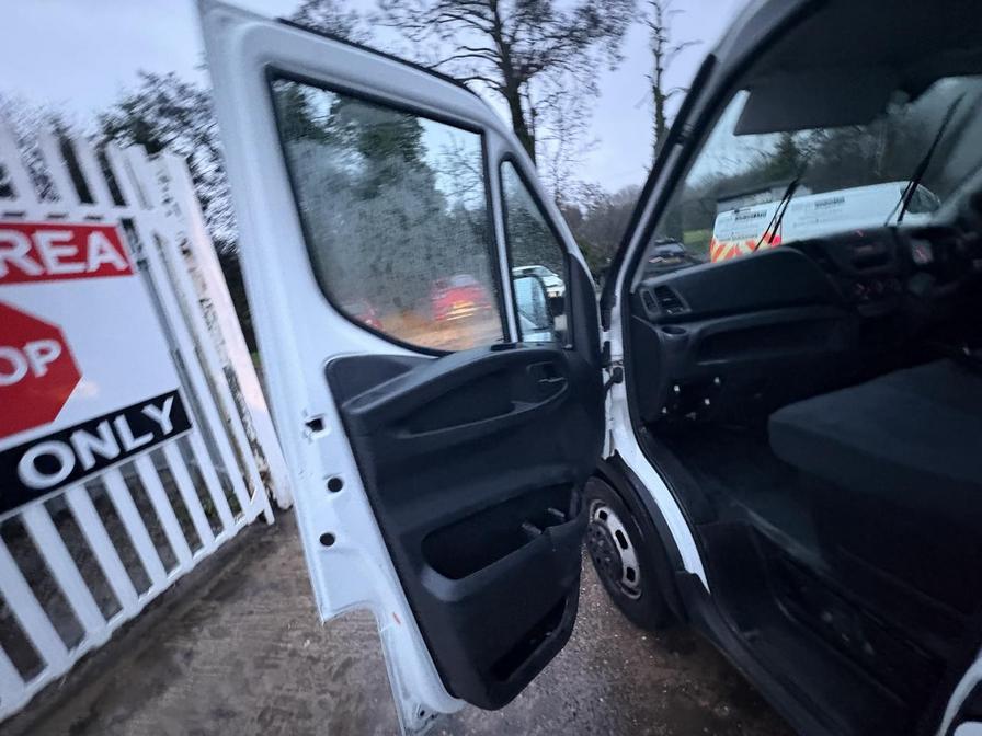 Used Iveco Daily 2016 for sale - 76967239: Photo 8