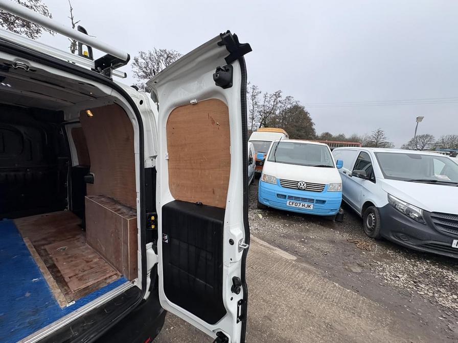 Used Vauxhall Combo 2018 for sale - 77810727: Photo 11