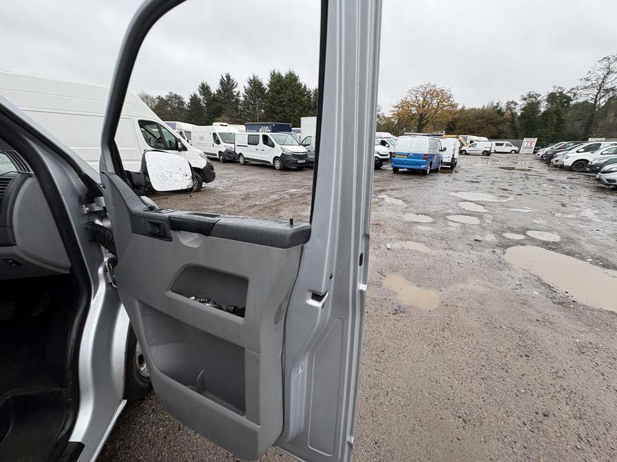 Used Volkswagen Transporter 2009 for sale - 76564239: Photo 10